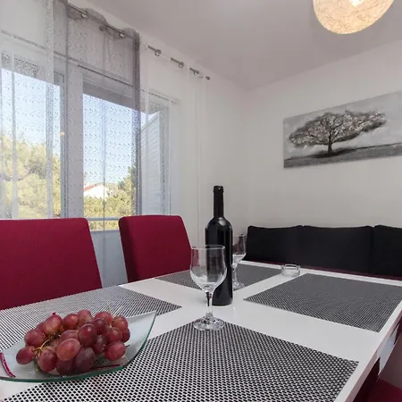 Vesna By Interhome *