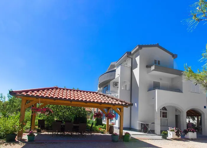 公寓 Apartment Apartmani Vesna Grebastica By Interhome Grebaštica