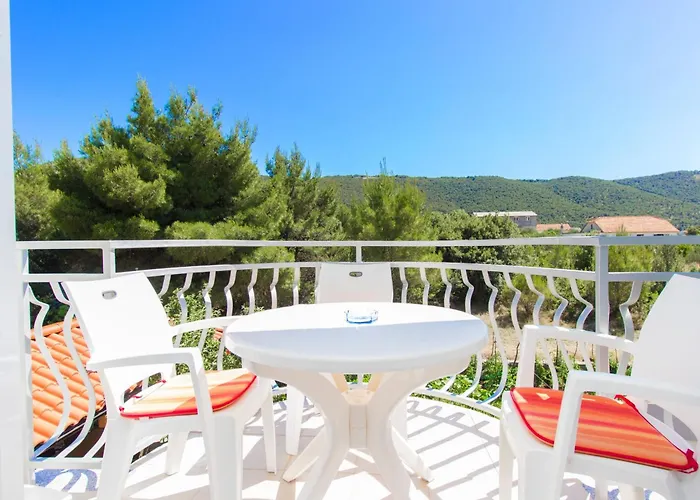 Apartment Apartmani Vesna Grebastica By Interhome アパート Grebaštica